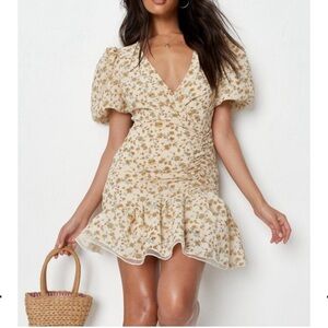 NWT Missguided Woven Puff Sleeve Mini Dress Ditsy Floral Neutral Tan Sz. 0